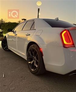 كرايسلر 300